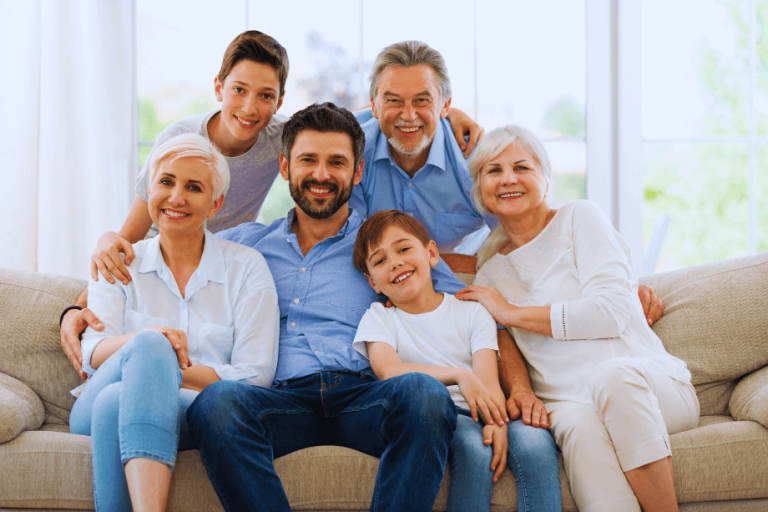 smiling-family-Art & Science Family Dentistry-dental-membership-no-insurance-plan-Woodbury